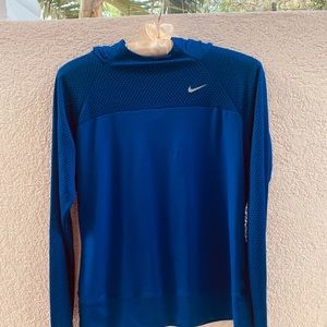 Nike hooded long sleeve Blue